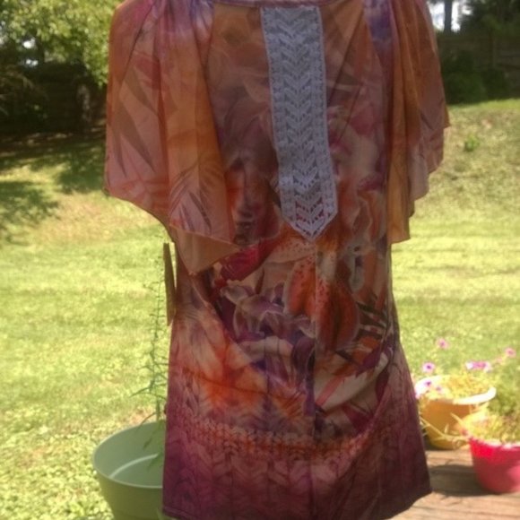 Top - Picture 6 of 6